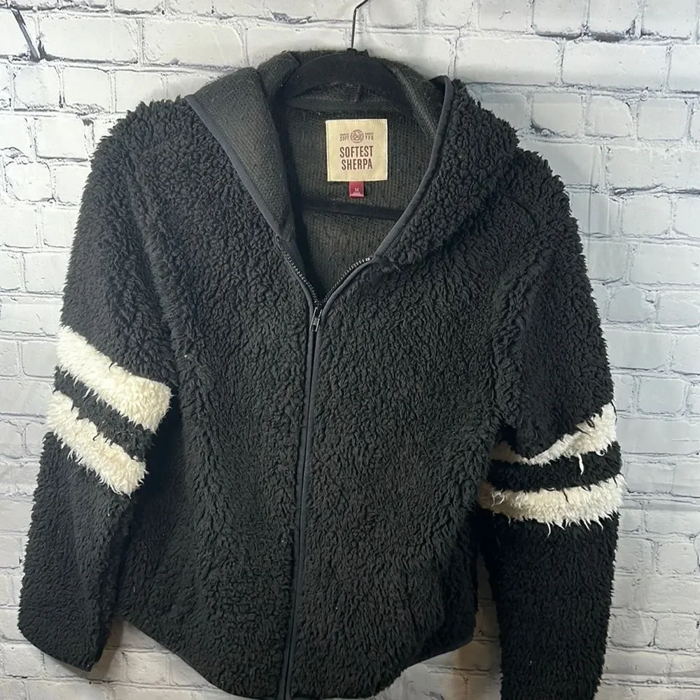 🖤✨ Sonoma Women’s Softest Sherpa - Size Medium - Black and White